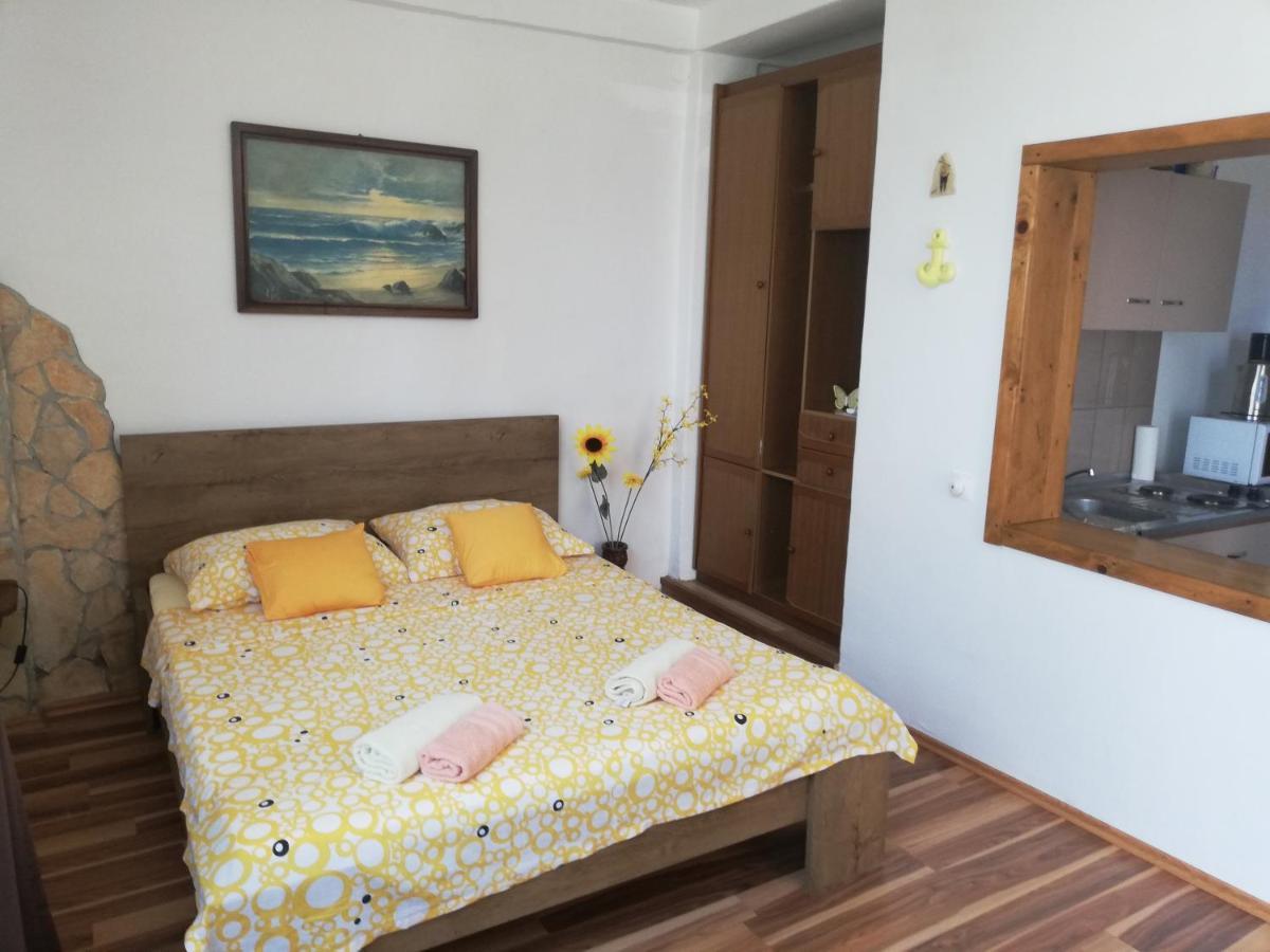 Apartmani Sidro Senj Senj  Exteriör bild